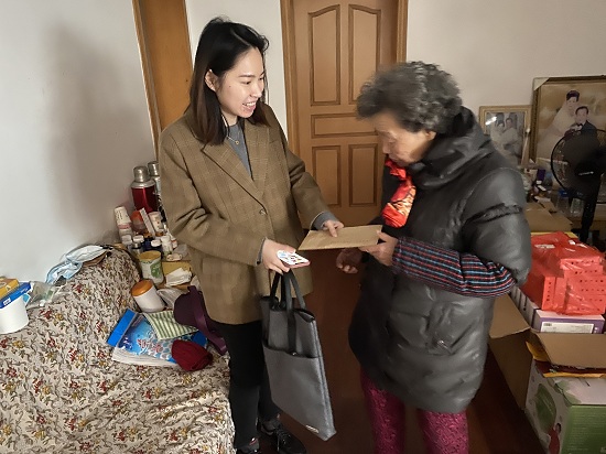 青山慰問