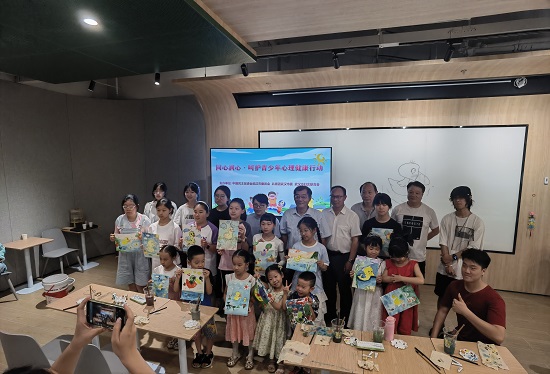 民進(jìn)武漢市委會(huì)開展藝術(shù)療愈活動(dòng)(1) - 副本