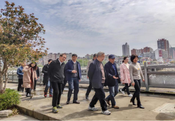 民進(jìn)武漢市委會“李長安工作室”聯(lián)合民進(jìn)東湖新技術(shù)開發(fā)區(qū)委員會開展“小流域綜合治理”調(diào)研活動