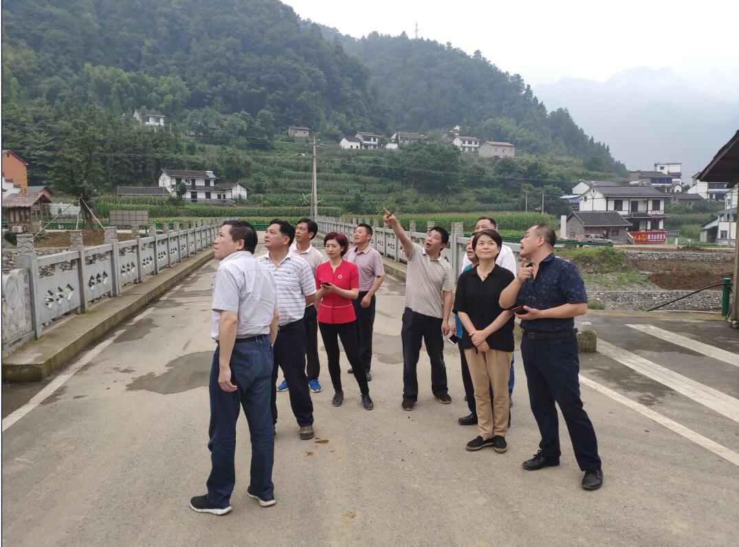 長陽民主監(jiān)督